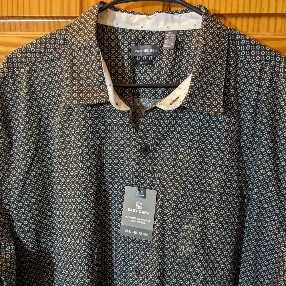 Van Heusen, casual shirt, XXL, NEW with tags.